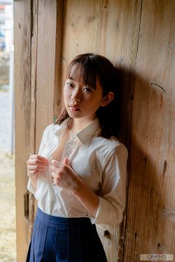 室友总怀疑我女扮男装
